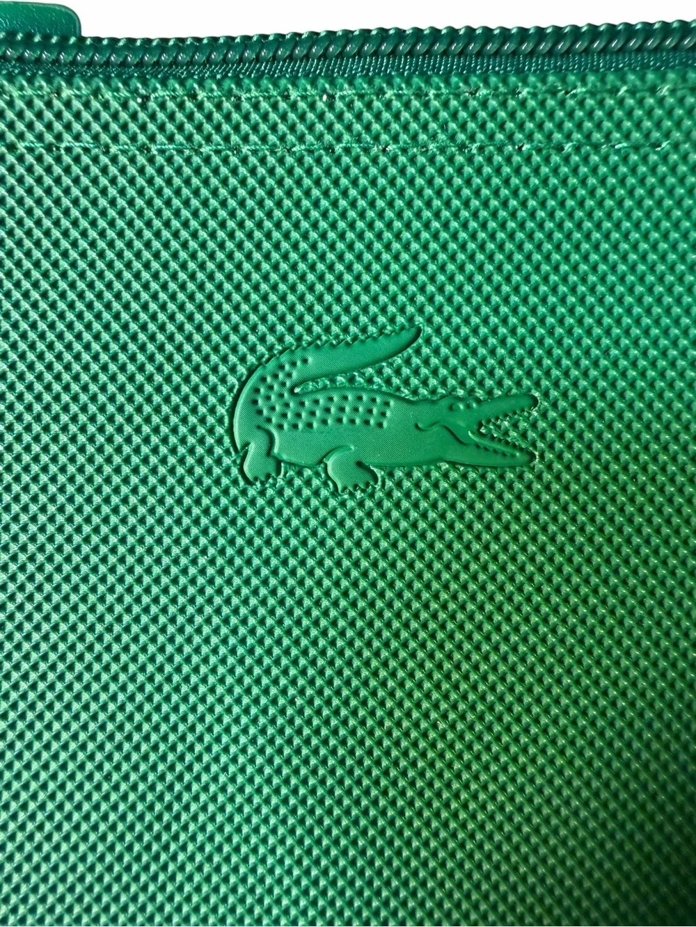 Lacoste compact zip